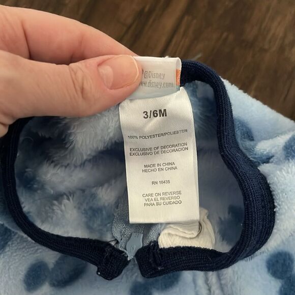 Disney baby fleece onesie & matching hat - size 3-6 month - Picture 3 of 4